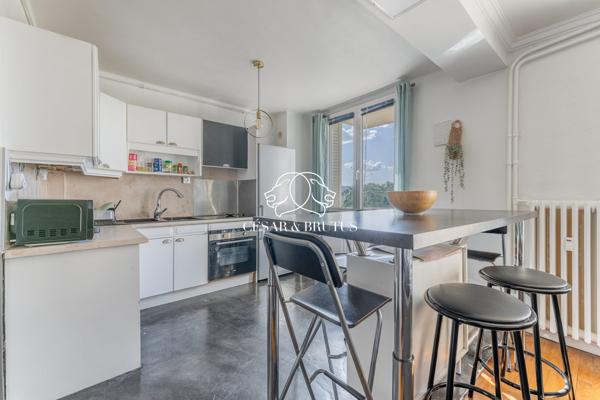 T3 de 54 m² avec balcon Ouest & Vue Fourvière – Lyon 8ème