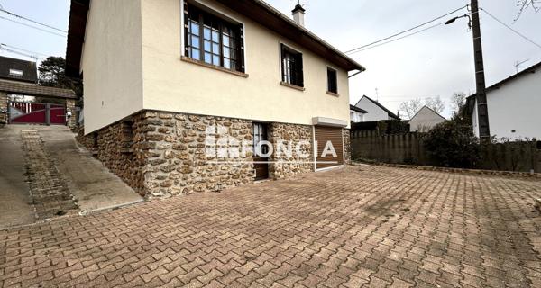 À vendre Maison 5 pièces 85 m² - Corbeil-essonnes 91100