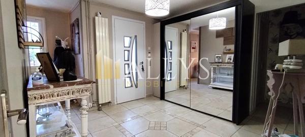 Maison 7 pièces avec véranda