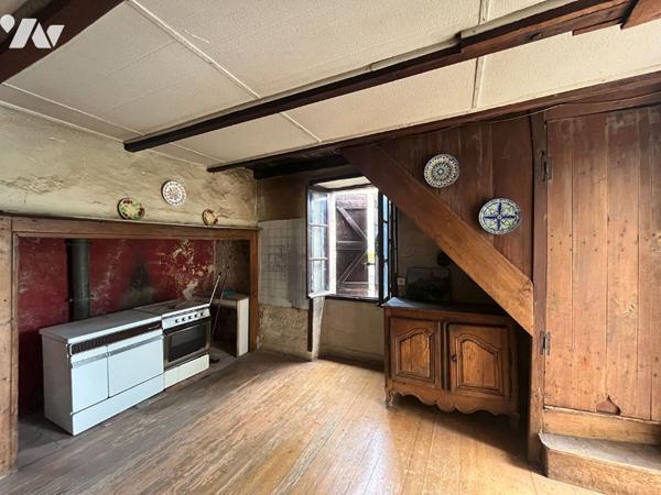 Maison de ville à rénover proche de Figeac