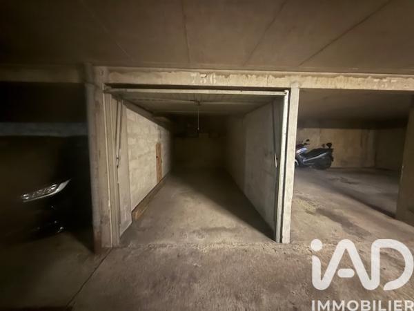 Parking à vendre 12 m² Paris 18