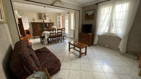 À vendre - Maison contemporaine, 6 pièces située à Aubigné-Racan (72800)