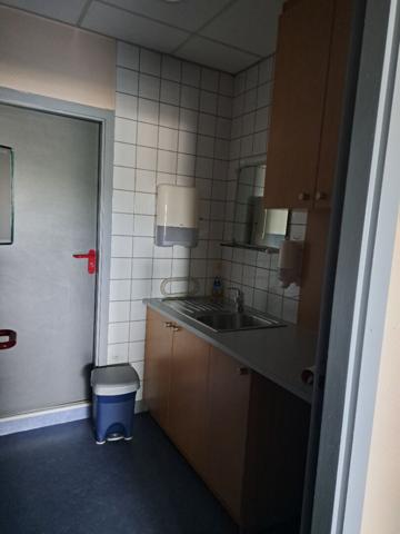 CONFLANS EN JARNISY - LOCAL COMMERCIAL - 54M2