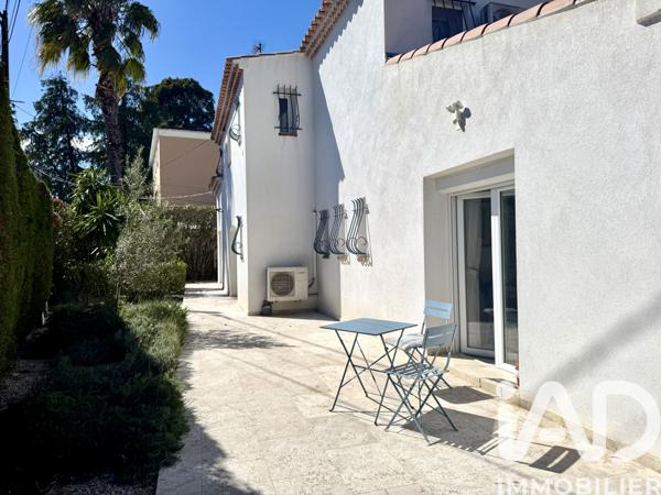 Maison à vendre 8 pièces 170 m² Antibes