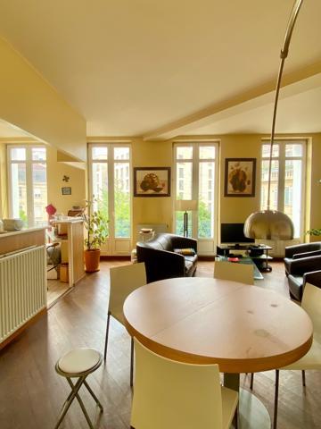 Gambetta appartement T4 avec cave, ascenseur et climatisation