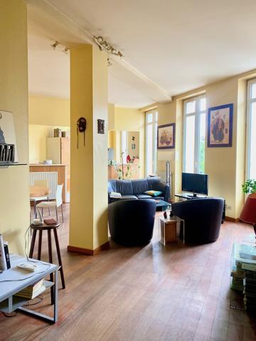 Gambetta appartement T4 avec cave, ascenseur et climatisation