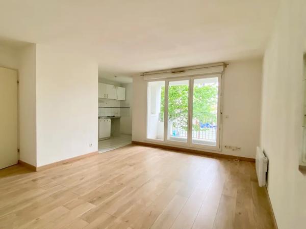 Bordeaux Tauzia appartement avec balcon