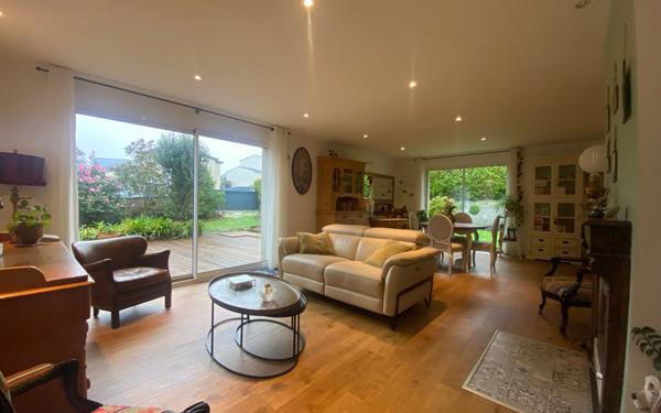 Maison à vendre    5 pièces • 142 m2 Saint-Renan