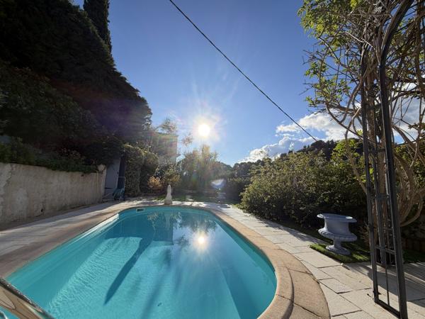 Maison à MENTON (06500)