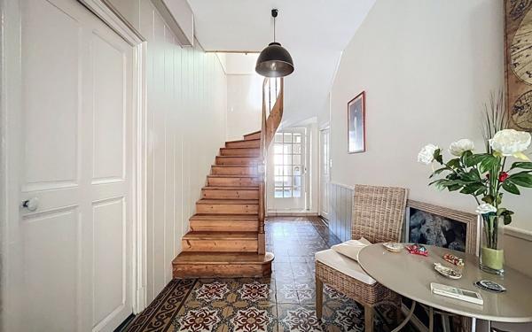 Maison à vendre    6 pièces • 176,09 m2 Tournon-sur-Rhône