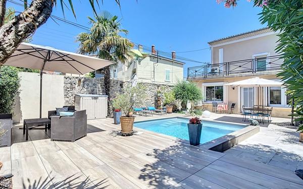 Maison à vendre    6 pièces • 176,09 m2 Tournon-sur-Rhône