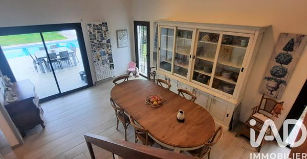 Maison à vendre 7 pièces 213 m² Saint-Jean-d'Illac