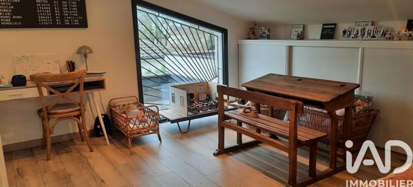 Maison à vendre 7 pièces 213 m² Saint-Jean-d'Illac