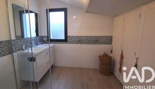 Maison à vendre 7 pièces 213 m² Saint-Jean-d'Illac