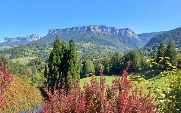 Maison à vendre    4 pièces •  Saint-Pierre-d'Entremont Isère