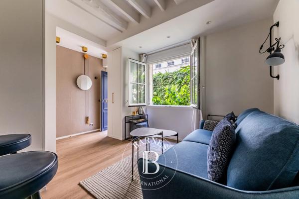 Paris 1er, Appartement  19 m² à vendre