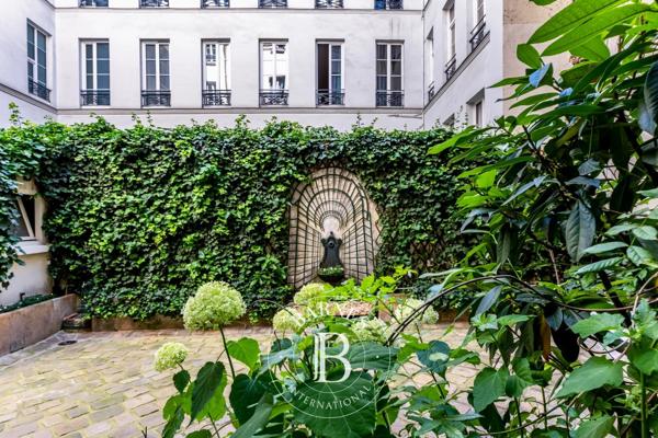 Paris 1er, Appartement  19 m² à vendre