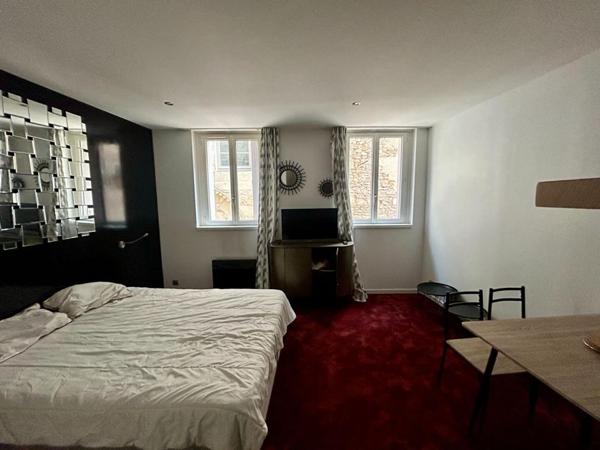 A vendre, immeuble de rapport dans le centre-historique de Périgueux (24000)