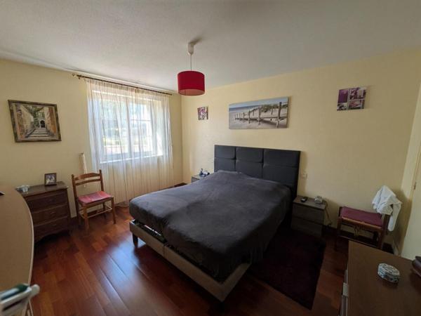 5MN DE LAMBALLE. 4 chambres-garage