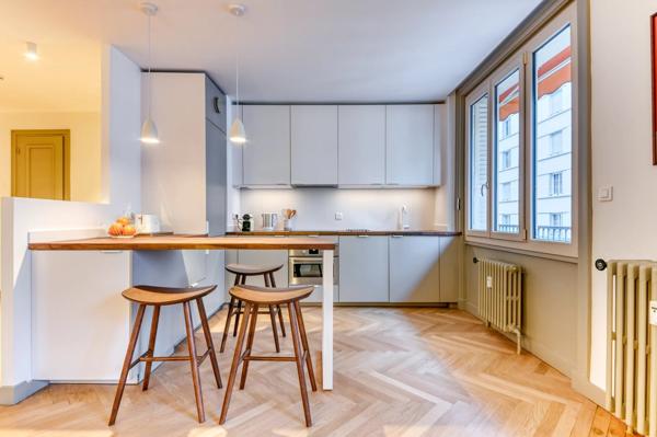 Lyon 6 - Puvis de Chavannes - Appartement meublé et rénové de 52,80 m² - Balcon - 1 Chambre