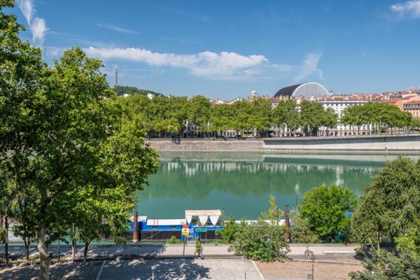 LYON 6 - Quai Sarrail - Appartement T4 de 182,55m² - 3 chambres - 2 caves - local à vélos - garage en sus