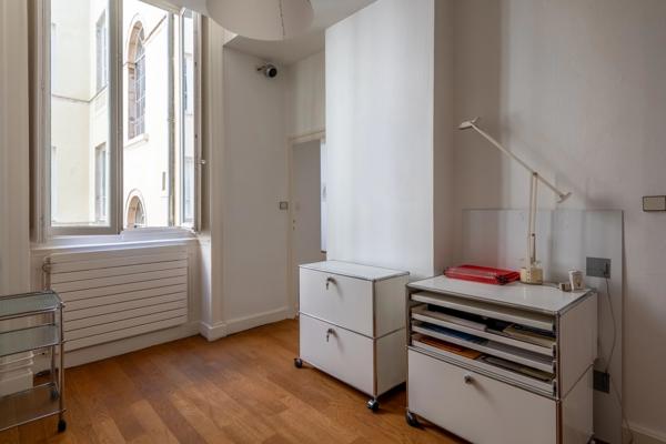 LYON 6 - Quai Sarrail - Appartement T4 de 182,55m² - 3 chambres - 2 caves - local à vélos - garage en sus