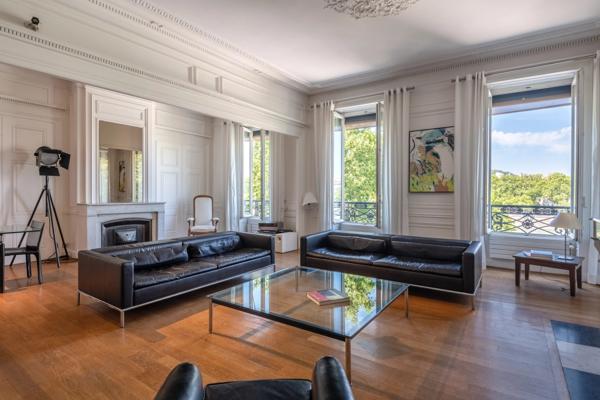 LYON 6 - Quai Sarrail - Appartement T4 de 182,55m² - 3 chambres - 2 caves - local à vélos - garage en sus
