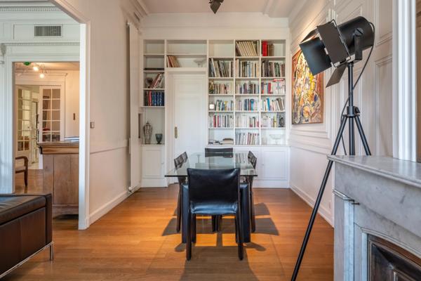 LYON 6 - Quai Sarrail - Appartement T4 de 182,55m² - 3 chambres - 2 caves - local à vélos - garage en sus