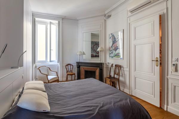 LYON 6 - Quai Sarrail - Appartement T4 de 182,55m² - 3 chambres - 2 caves - local à vélos - garage en sus