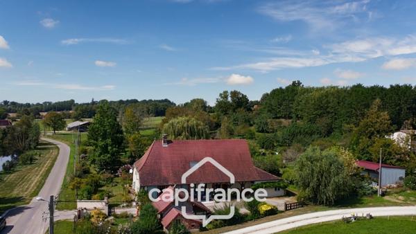 Maison à vendre 6 pièces proche de BLETTERANS (39)