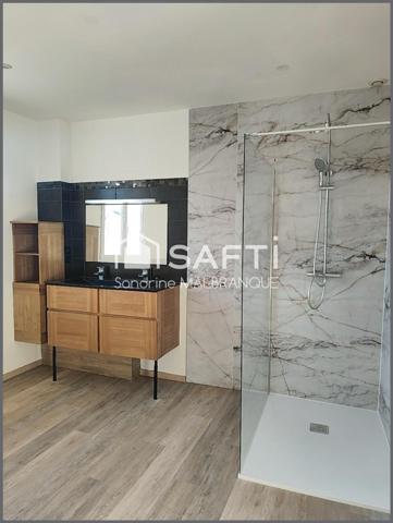 Maison individuelle , garage et jardin