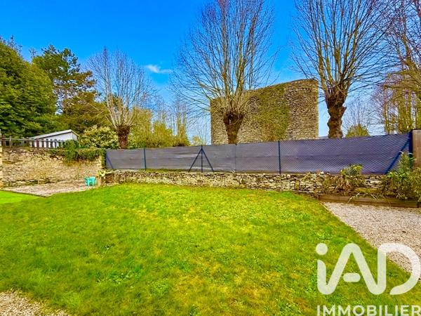 Maison à vendre 6 pièces 152 m² Le Breil-sur-Mérize