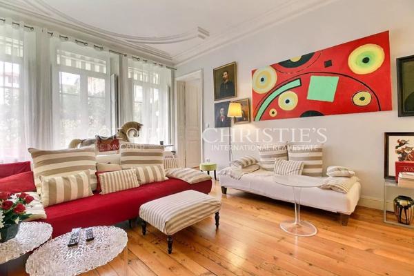 À vendre Saint-Jean-de-Luz – Hôtel particulier datant de 1900