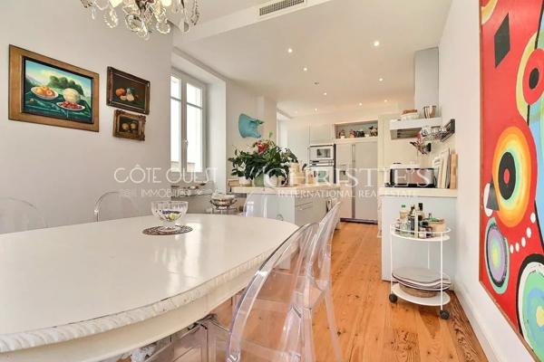 À vendre Saint-Jean-de-Luz – Hôtel particulier datant de 1900