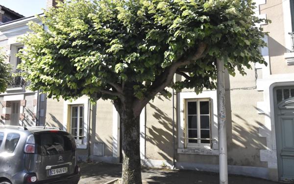 Maison à vendre    3 pièces • 145 m2 Cosne-Cours-sur-Loire