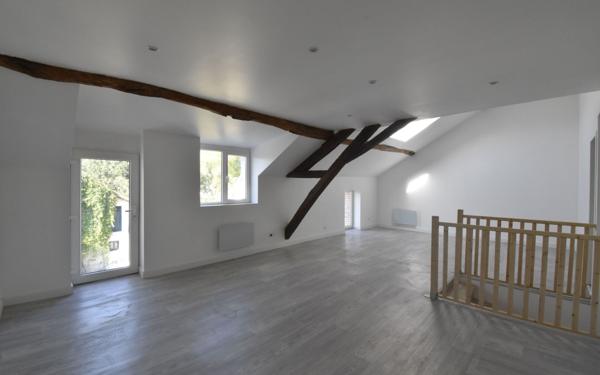 Maison à vendre    3 pièces • 145 m2 Cosne-Cours-sur-Loire