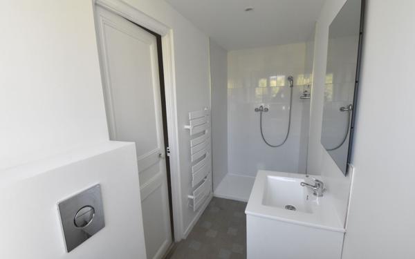 Maison à vendre    3 pièces • 145 m2 Cosne-Cours-sur-Loire