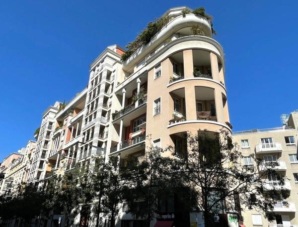 Location / Appartement T2 à Courbevoie (92400)
