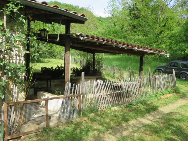 Dpt Ain (01), à vendre TORCIEU grangeon en pierres P2 d'environ 40 m² et terrain de 4362 m²