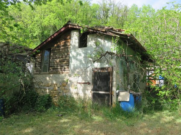 Dpt Ain (01), à vendre TORCIEU grangeon en pierres P2 d'environ 40 m² et terrain de 4362 m²