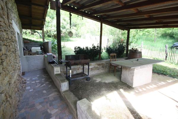 Dpt Ain (01), à vendre TORCIEU grangeon en pierres P2 d'environ 40 m² et terrain de 4362 m²