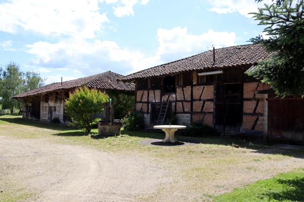 Ancienne propriété agricole  - 125 m² habitable sur 7000 m² de terrain – environnement calme