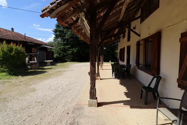 Ancienne propriété agricole  - 125 m² habitable sur 7000 m² de terrain – environnement calme