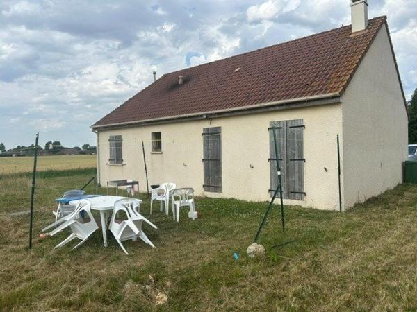 Maison de plain-pied construite en 2013,bénéficiant d'un DPE: C sur le Secteur de St André-sur-Eure