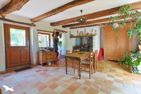 Maison 254 880 € Vergt 5 p 110 m² DPE E