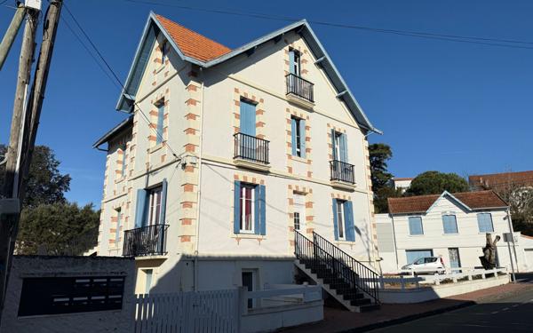 Appartement à vendre    3 pièces • 38,26 m2 Royan