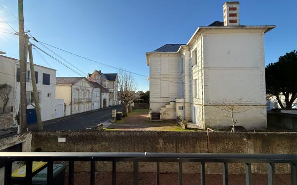 Appartement à vendre    3 pièces • 38,26 m2 Royan