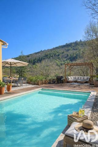 Maison à vendre 5 pièces 130 m² Le Bar-sur-Loup