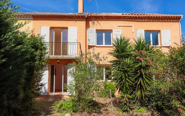 Maison à vendre    5 pièces • 147,10 m2 La Seyne-sur-Mer