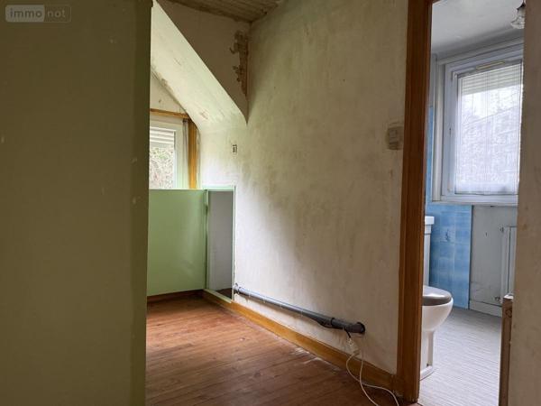 Maison à vendre à Guingamp dans les Côtes-d'Armor (22200), ref : 22064-1316